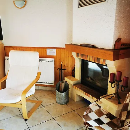 Maison Independante Avec Jardin, Terrasse Et Cheminee A - Fr-1-589-339 別荘