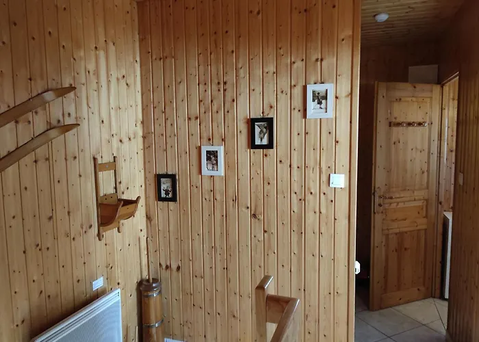 Maison Independante Avec Jardin, Terrasse Et Cheminee A - Fr-1-589-339