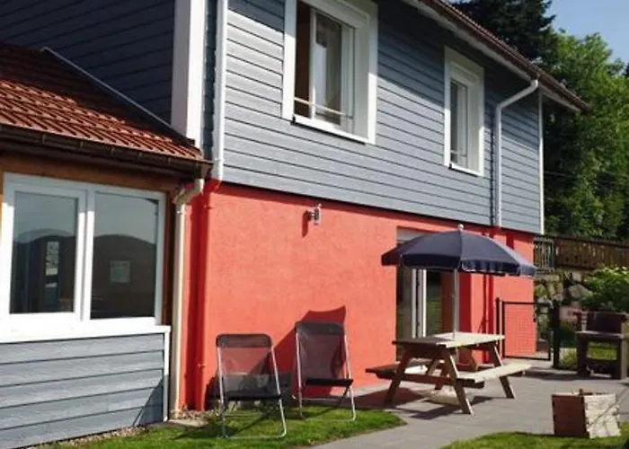 Maison Independante Avec Jardin, Terrasse Et Cheminee A - Fr-1-589-339